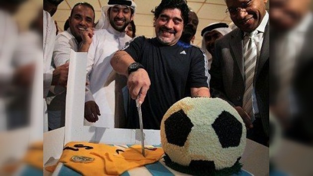 Maradona celebra su 51.º cumpleaños en Dubai
