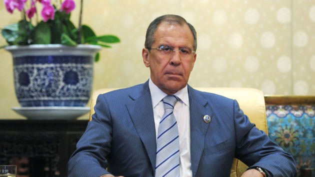 Lavrov: "Solo el pueblo sirio debe decidir quién tiene que gobernarlo"