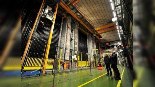 Los neutrinos de nuevo superan la velocidad de la luz