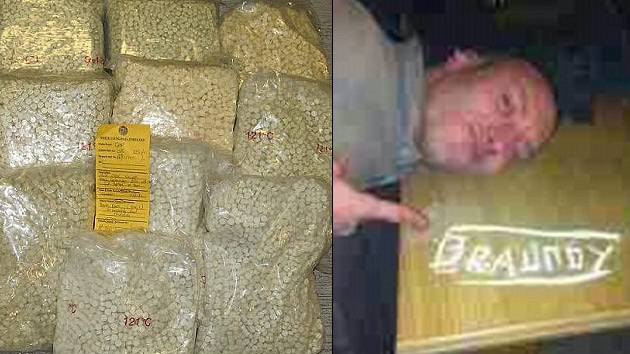 Una banda de narcos, 'cazada' por sacarse fotos con el móvil con sus alijos de cocaína