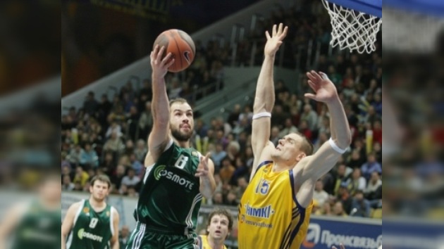 El Jimki no pudo con el Panathinaikos en la Euroliga de baloncesto