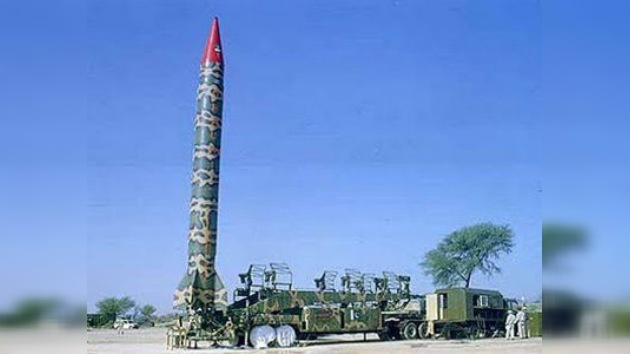 Pakistán prueba con éxito un misil balístico con capacidad nuclear