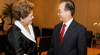 China y Brasil pasan del dólar