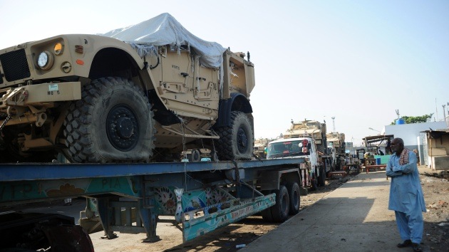 EE.UU. suspende el tránsito de carga militar por Pakistán tras las protestas contra drones