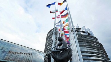 Europa da la espalda al espionaje de EE.UU. y busca salir del acuerdo antiterrorista