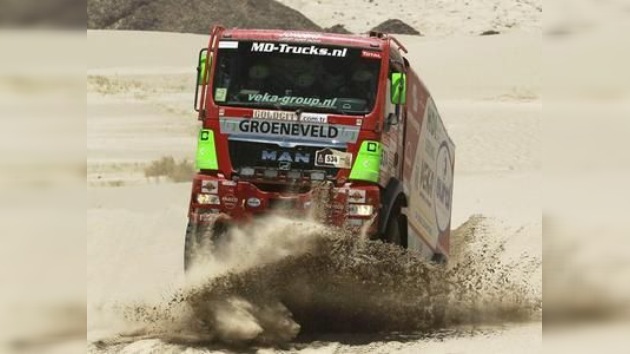 Suspenden la sexta etapa del Dakar por mal tiempo