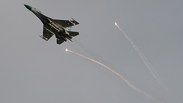 Kiev amenaza con derribar helicópteros rusos si violan su frontera