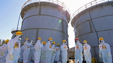 Japón pide ayuda internacional para contener la crisis nuclear de Fukushima