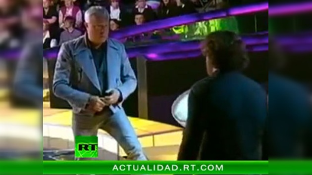Dos multimillonarios rusos se pelean en un programa de televisión