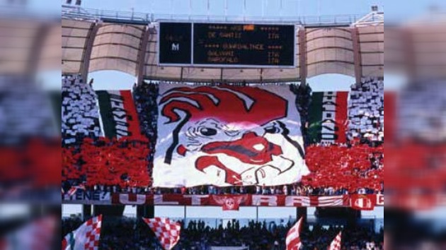Los hinchas del ‘Bari’ agredieron a los jugadores de su equipo