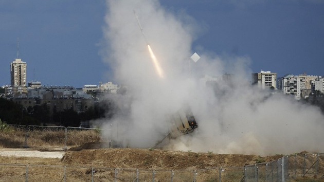 Se oyen las sirenas antiaéreas y explosiones en Tel Aviv