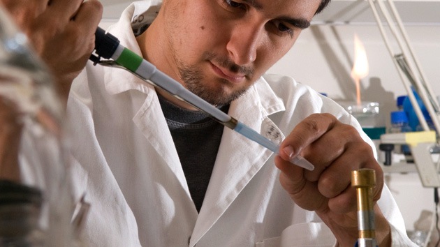 Crean un gel que neutraliza el VIH