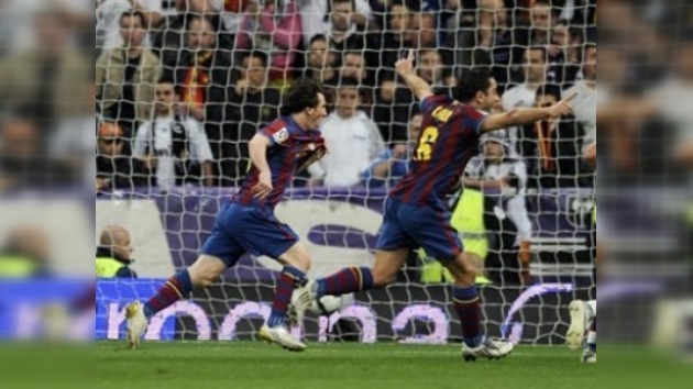 El Barcelona recupera en el Bernabéu el liderato en solitario