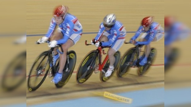 Una rusa sube al trono mundial del ciclismo en pista siete años después
