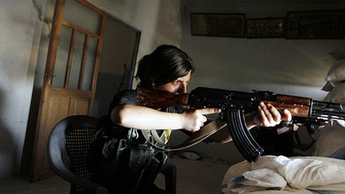 Unidades de mujeres kurdas, un problema grave para el Estado Islámico