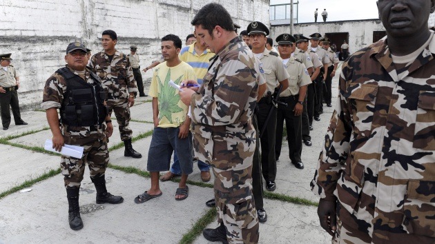 Entra en vigor el nuevo Código Penal de Ecuador, que sanciona el femicidio y el sicariato