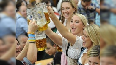 Oktoberfest 2011: ríos de cerveza inundan Múnich