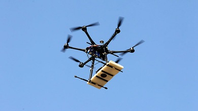 Emiratos Árabes Unidos quieren ser los primeros en ofrecer mensajería por drone