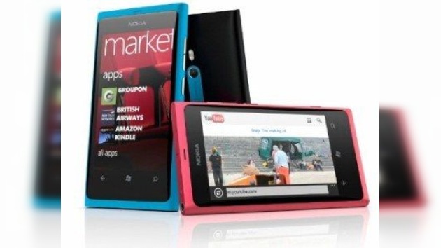 Nokia contraataca con el apoyo de Microsoft