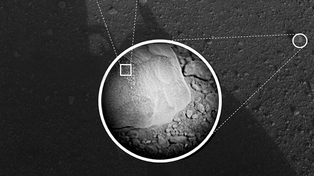 El robot Curiosity desenfunda sus 'armas': pulveriza una roca marciana con su láser