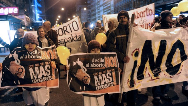 Uruguay: Los movimientos antiaborto denunciarán ante la OEA la ley que lo despenaliza