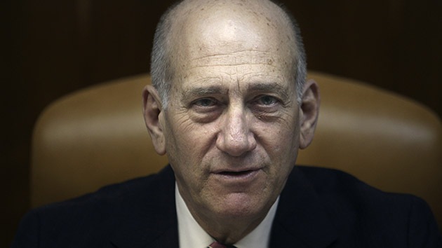Ex primer ministro israelí sentenciado a condena condicional por escándalo de corrupción