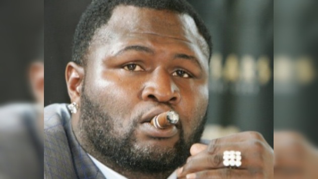 El ex campeón Toney James pide una motosierra para el duelo con Lébedev