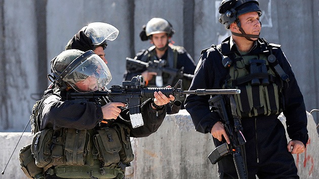 Un niño palestino pierde la visión a causa de disparos de las fuerzas israelíes
