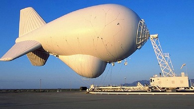 La Patrulla Fronteriza ensaya con globos de helio para vigilar la frontera mexicana