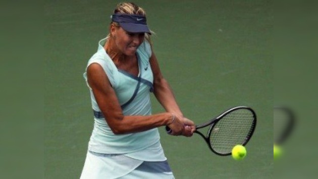 Sharápova llega con paso firme a la final de Cincinnati tras vencer a Zvonariova