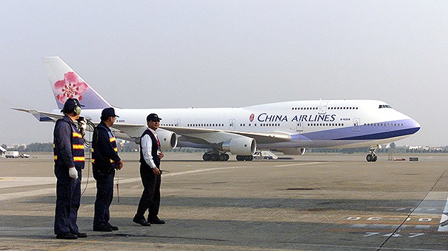 Ejercicios militares colapsan el espacio aéreo de China