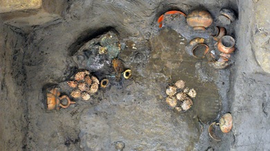 Hallan una tumba preincaica en el norte de Perú
