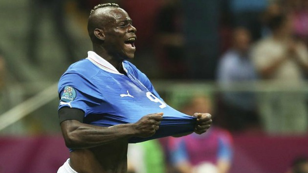 Balotelli confirma la historia: Italia derrota a Alemania y definirá la Eurocopa con España