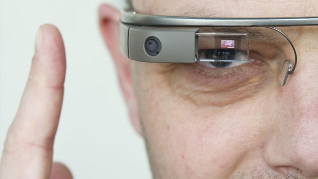 Las gafas Google Glass empiezan a leer la mente - RT