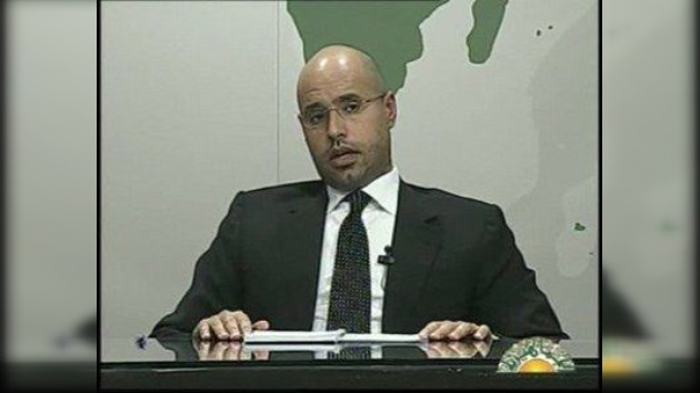 El hijo de Gaddafi reconoce que Francia está negociando con la administración libia