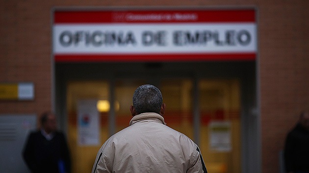 La 'mejora' del empleo en España: "contratos de risa" y horas extras para llegar a fin de mes