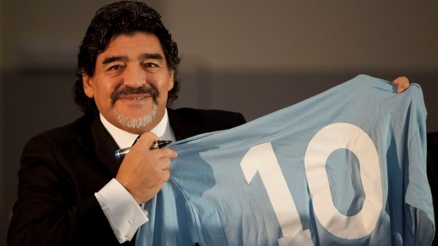 Maradona, 'fichaje' de las FARC para la paz
