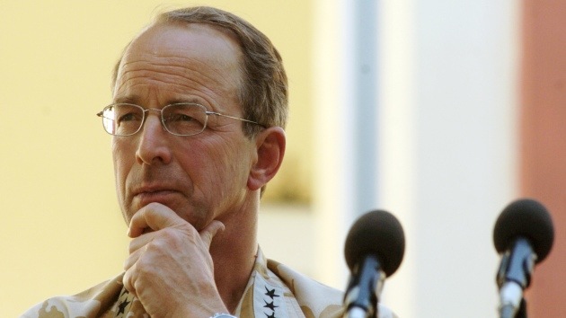 El jefe de la Defensa del Reino Unido admite que podrían intervenir en Siria en unos meses