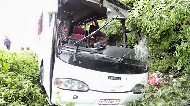 Ucrania: un accidente con un bus de peregrinos rusos deja 14 muertos