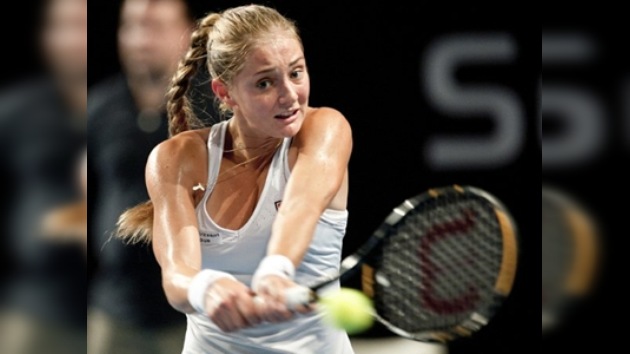 La tenista Anna Chakvetadze se desmaya por tercera vez, en dos meses, en pleno partido