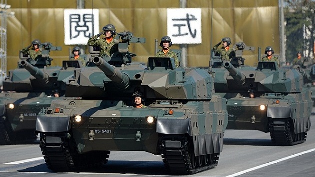 Japón estudia revisar el artículo pacifista de su Constitución