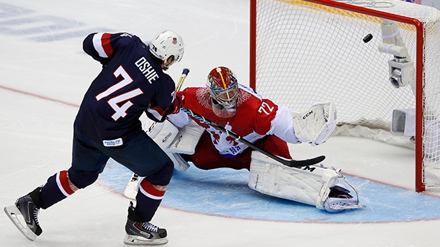 Rusia pierde ante EE.UU. en hockey tras la anulación de un gol que enciende las redes