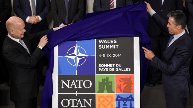 "Por la paz en el mundo": arranca en Gales una marcha anti-OTAN de tres semanas