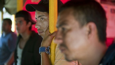 Republicanos, encolerizados por el plan de ocho años para legalizar a indocumentados