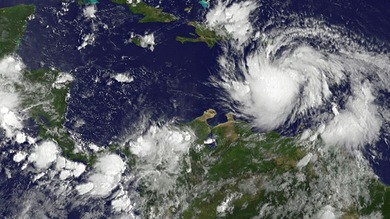 EE.UU.: miles de residentes huyen de Florida ante la llegada de 'Isaac'