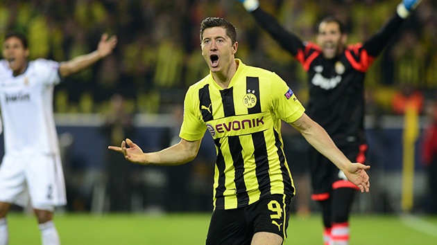 Lewandowski ‘se merienda’ al Real Madrid con 4 goles y acerca al Dortmund a la final