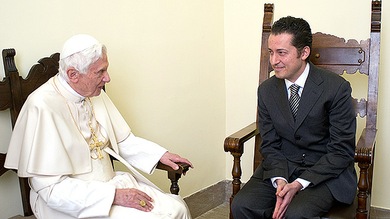 El Papa indulta a 'garganta profunda' en el caso VatiLeaks
