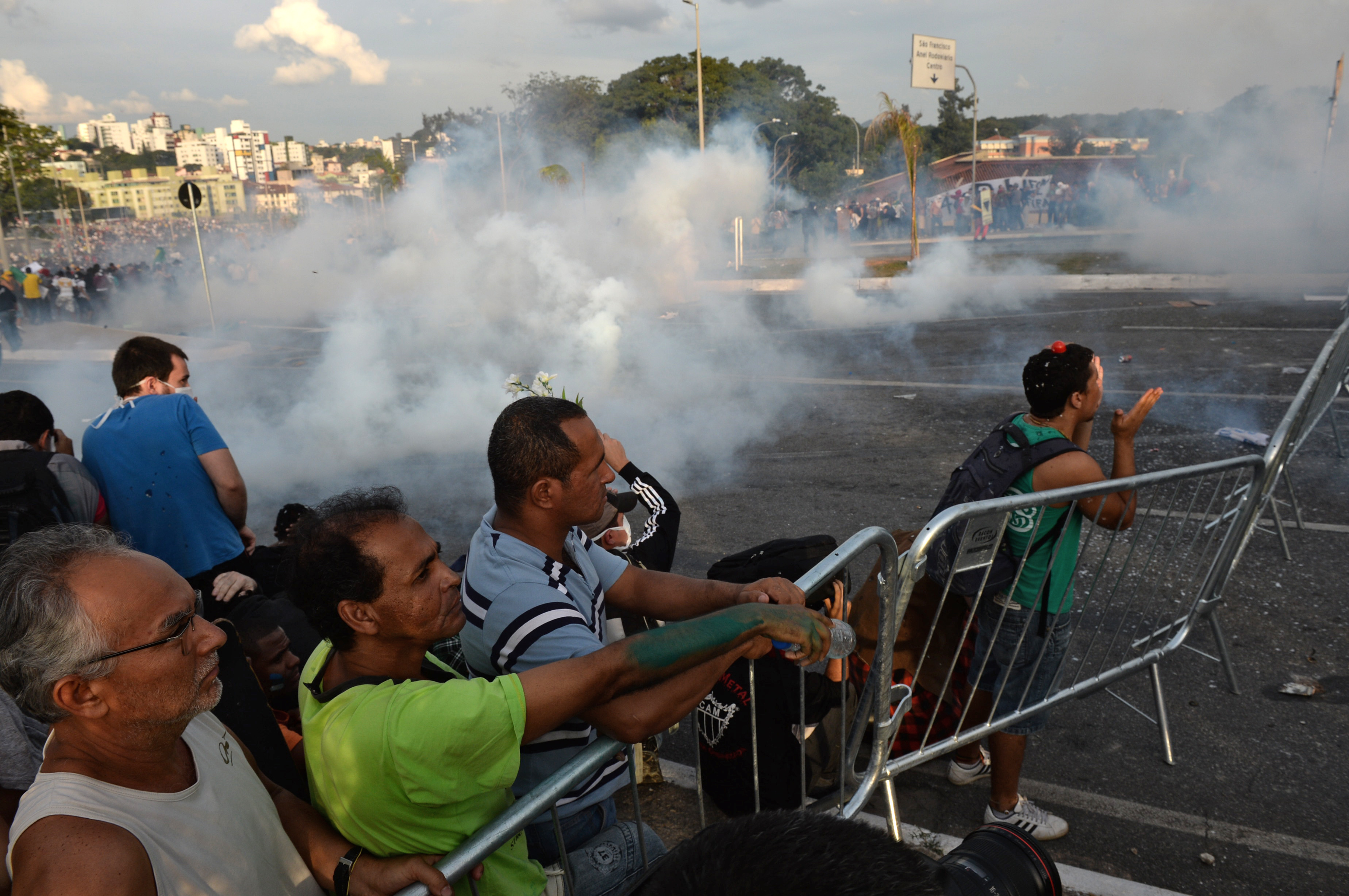 Foto Video Las Protestas Y Los Choques Se Extienden Por Todo Brasil Rt