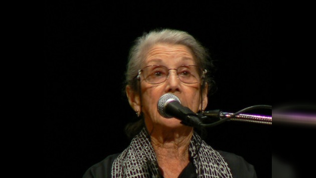 Nadine Gordimer: "La base naval de Guantánamo en Cuba es inaceptable"