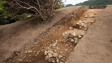 Hallan una rara pirámide megalítica en Japón